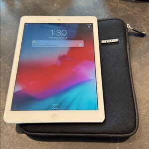 Apple tablet Air 2015